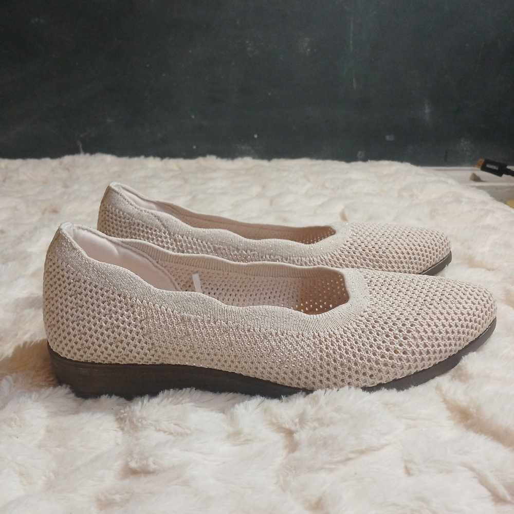Skechers Womens Cleo Sawdust Real Living Slip On Wedge Heel Natural Size 8 - Picture 3 of 11